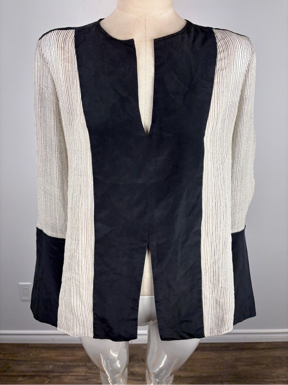 BCBGMAXAZRIA 100% Silk Striped Colorblock Blouse Top